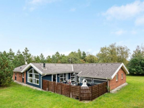 Holiday Home Elika - 900m to the inlet by Interhome